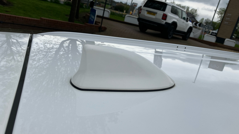 Toyota Corolla 2.0 VVT-i Hybrid Design 5dr CVT Hybrid Estate